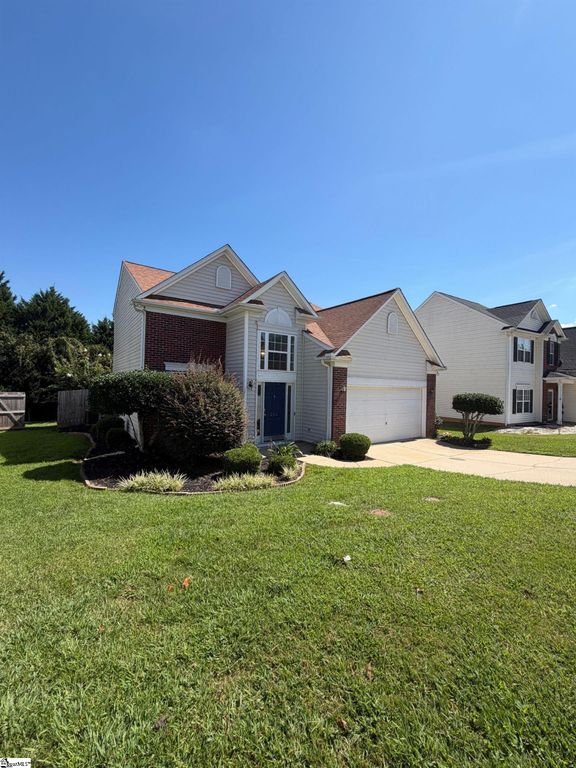 200 Stillwater Court, Simpsonville, SC 29681
