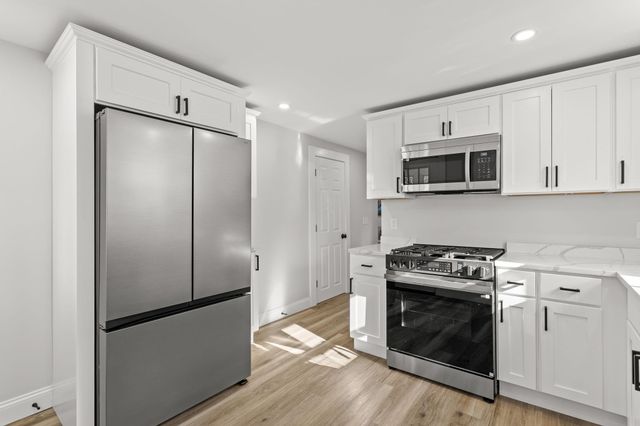176 Airport Road, Concord, NH 03301