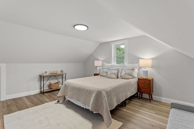 176 Airport Road, Concord, NH 03301