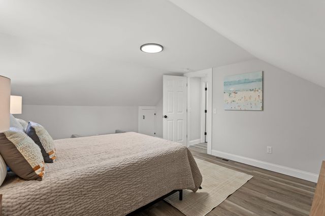 176 Airport Road, Concord, NH 03301