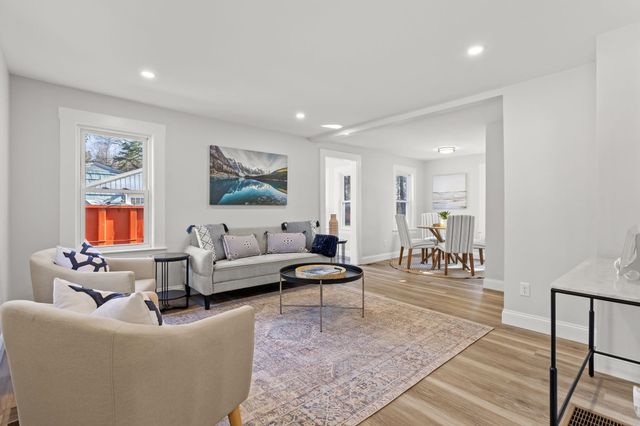 176 Airport Road, Concord, NH 03301