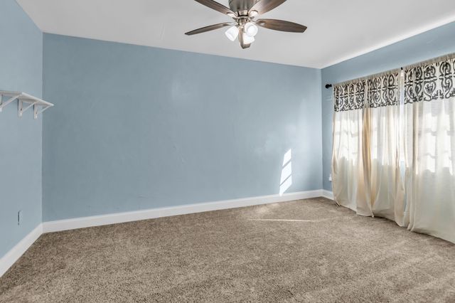 212 Mountain View Drive, Azle, TX 76020