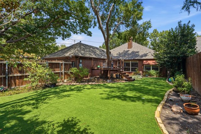 2229 Weatherbee Street, Fort Worth, TX 76110