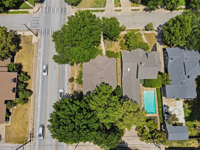 2229 Weatherbee Street, Fort Worth, TX 76110