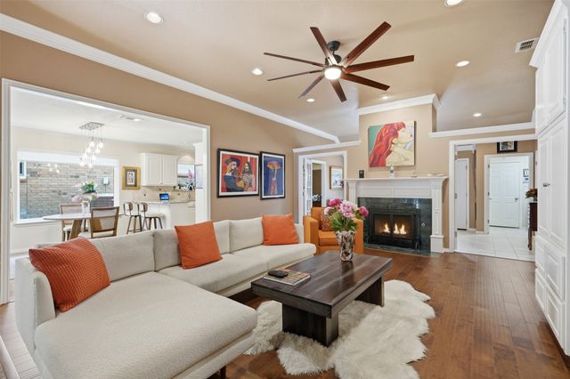 2229 Weatherbee Street, Fort Worth, TX 76110