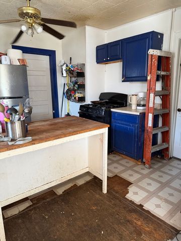 229 N 6th Avenue, Kankakee, IL 60901