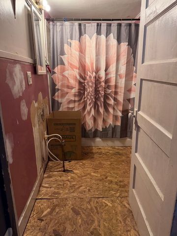 229 N 6th Avenue, Kankakee, IL 60901