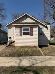 229 N 6th Avenue, Kankakee, IL 60901