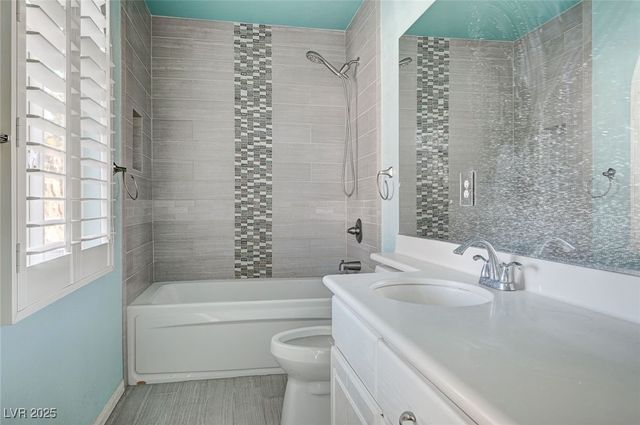 8776 Country View Avenue, Las Vegas, NV 89129