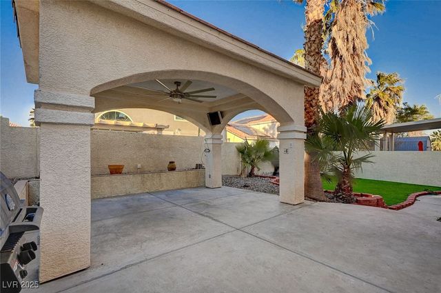 8776 Country View Avenue, Las Vegas, NV 89129