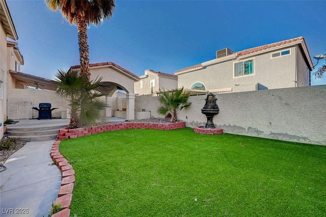 8776 Country View Avenue, Las Vegas, NV 89129