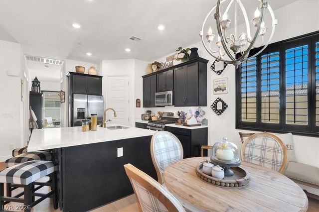 727 Chopin Hills Street, Henderson, NV 89011
