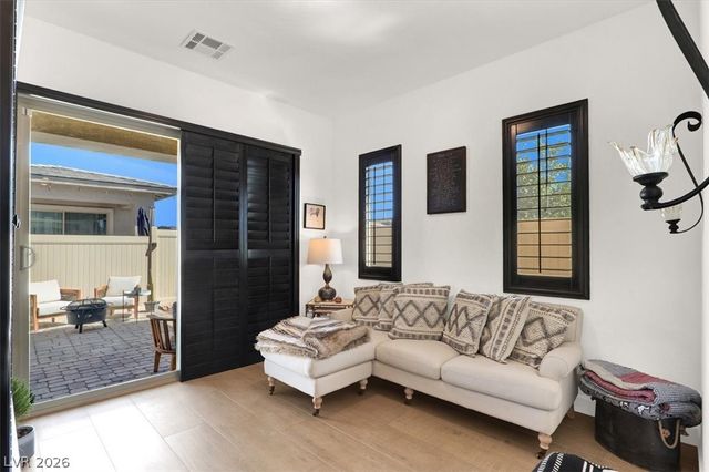 727 Chopin Hills Street, Henderson, NV 89011