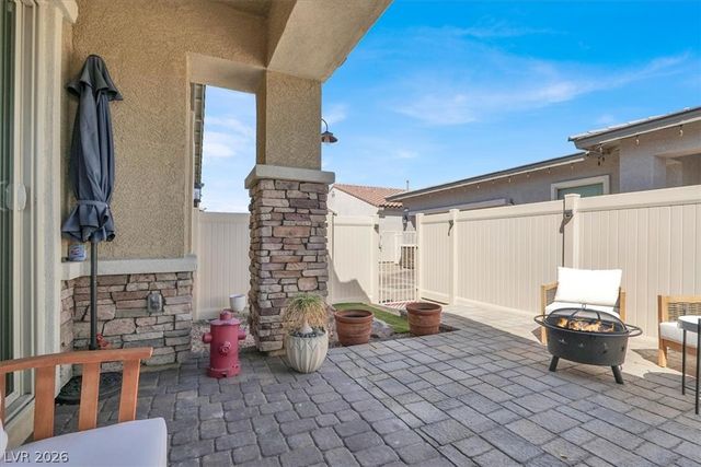 727 Chopin Hills Street, Henderson, NV 89011
