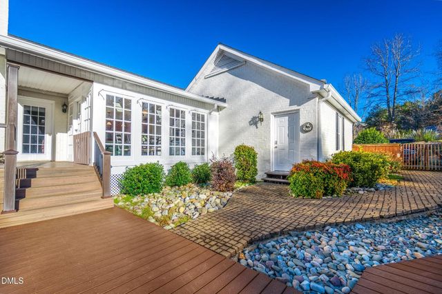 291 Meadow View Drive, Moncure, NC 27559