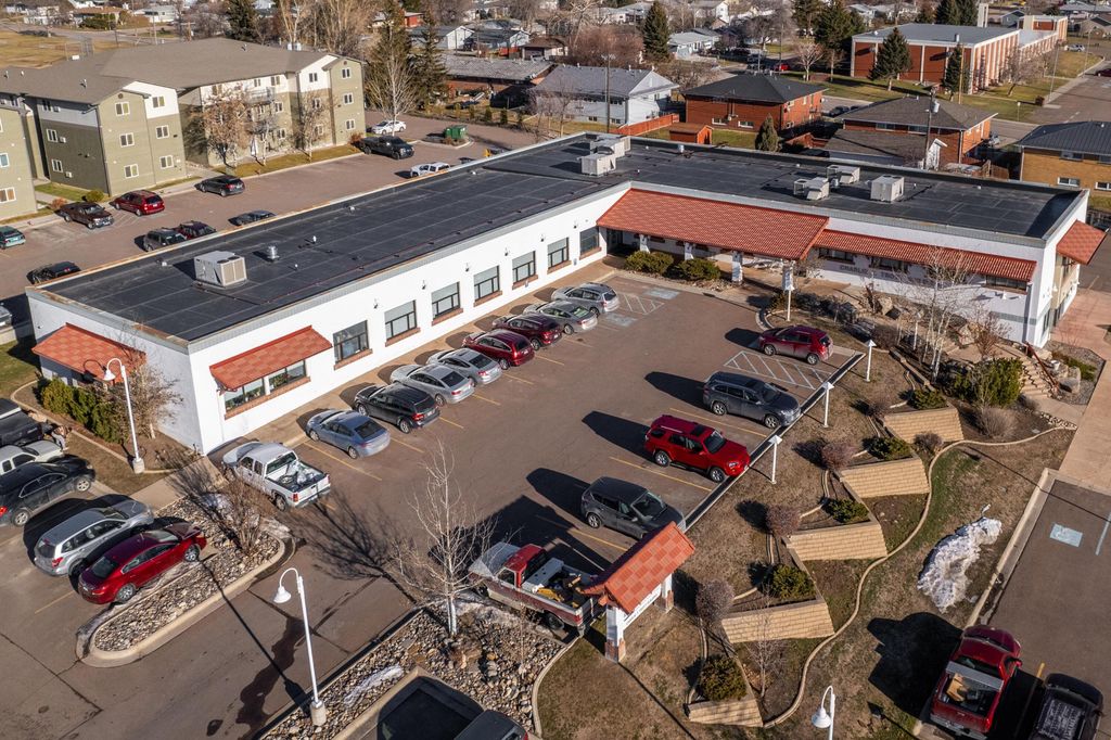 215 Smelter Avenue NE, Great Falls, MT 59404