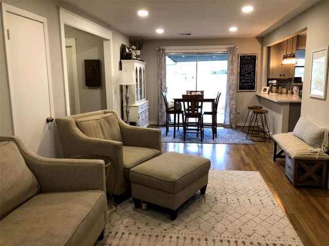 7151 Neff Street, Houston, TX 77074