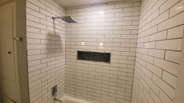 7151 Neff Street, Houston, TX 77074