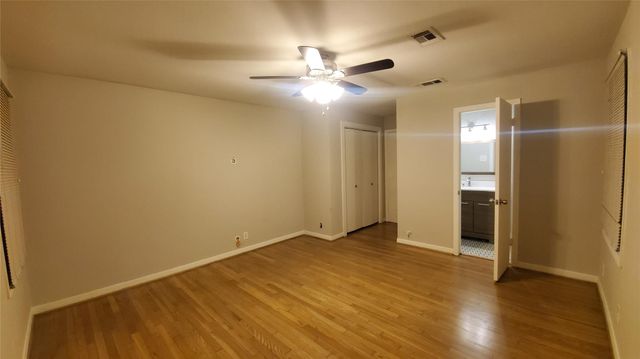 7151 Neff Street, Houston, TX 77074