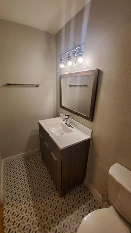 7151 Neff Street, Houston, TX 77074