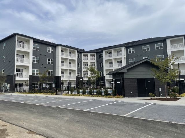 1540 Lebanon Pike Unit 406, Nashville, TN 37210