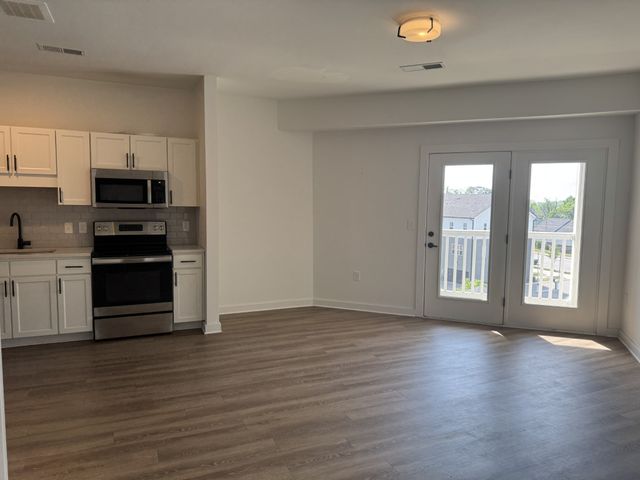 1540 Lebanon Pike Unit 406, Nashville, TN 37210