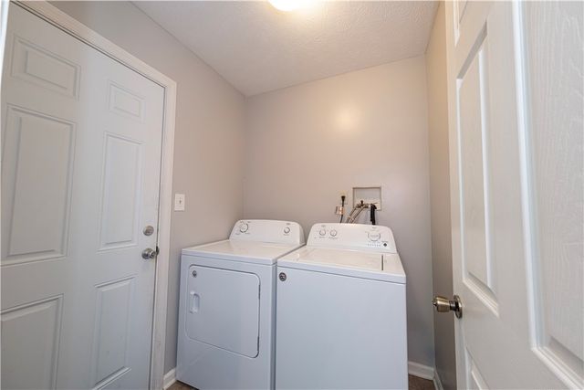 106 Sandy Brae DR, North Strabane, PA 15317