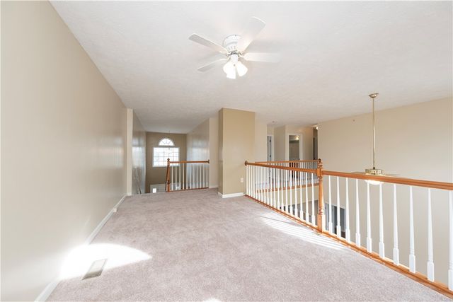 106 Sandy Brae DR, North Strabane, PA 15317