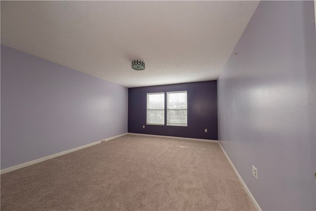 106 Sandy Brae DR, North Strabane, PA 15317