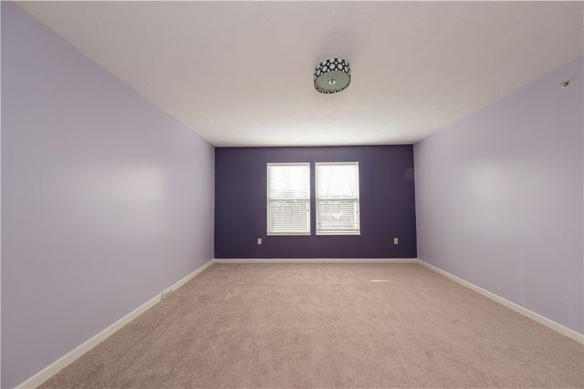 106 Sandy Brae DR, North Strabane, PA 15317