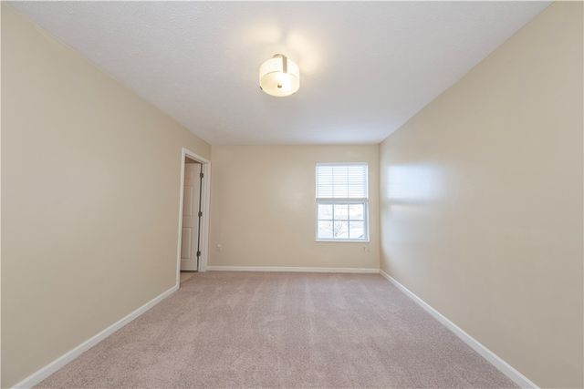 106 Sandy Brae DR, North Strabane, PA 15317