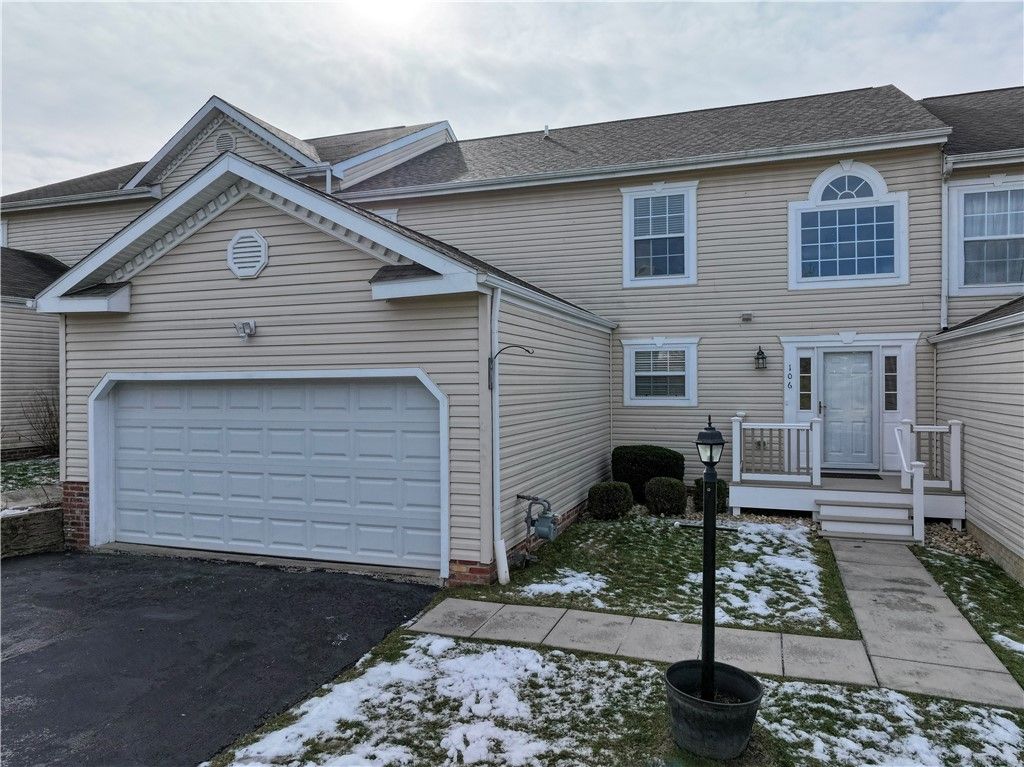 106 Sandy Brae DR, North Strabane, PA 15317