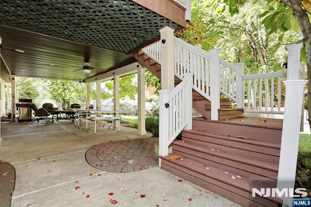 29 Fox Hollow Road, Ramsey, NJ 07446