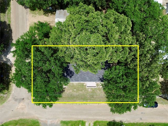 151 Pawnee Trail, Mabank, TX 75156