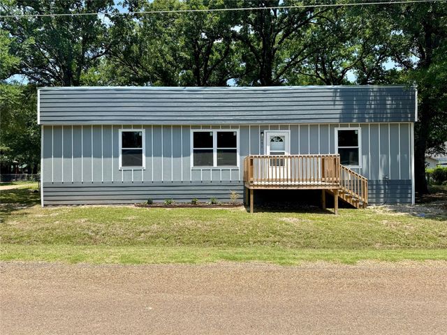 151 Pawnee Trail, Mabank, TX 75156