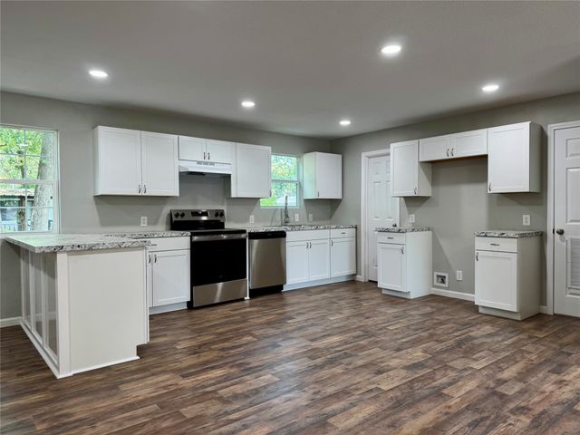 151 Pawnee Trail, Mabank, TX 75156