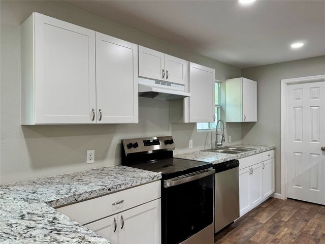 151 Pawnee Trail, Mabank, TX 75156