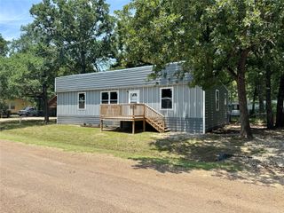 151 Pawnee Trail, Mabank, TX 75156