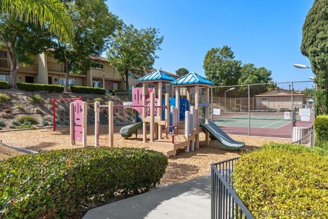 5800 Lake Murray Blvd 83, La Mesa, CA 91942