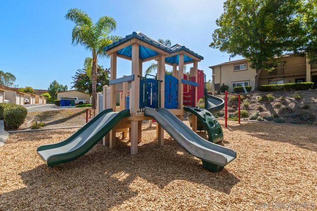 5800 Lake Murray Blvd 83, La Mesa, CA 91942