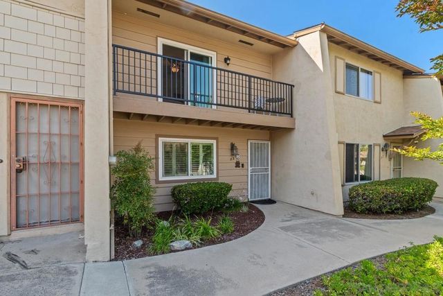 5800 Lake Murray Blvd 83, La Mesa, CA 91942