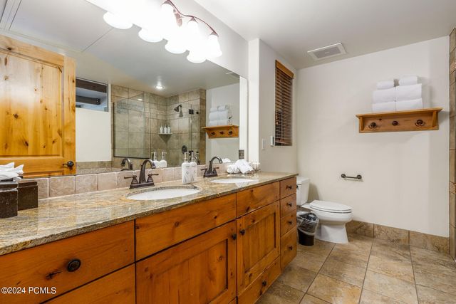 W 1476 Newpark Boulevard # 202, Park City, UT 84098