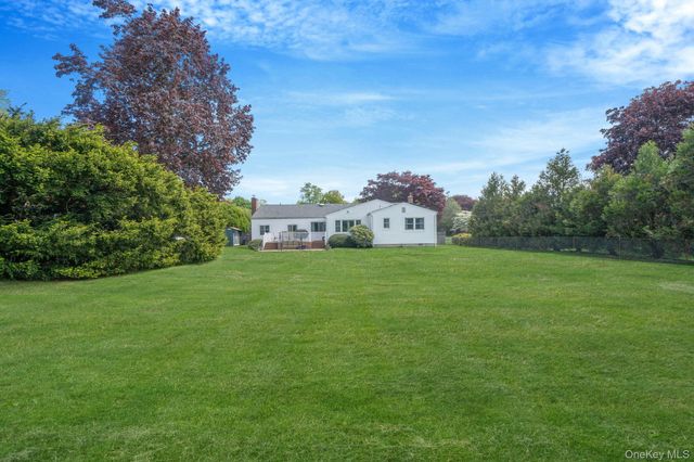 6 Cherrywood Drive, East Northport, NY 11731