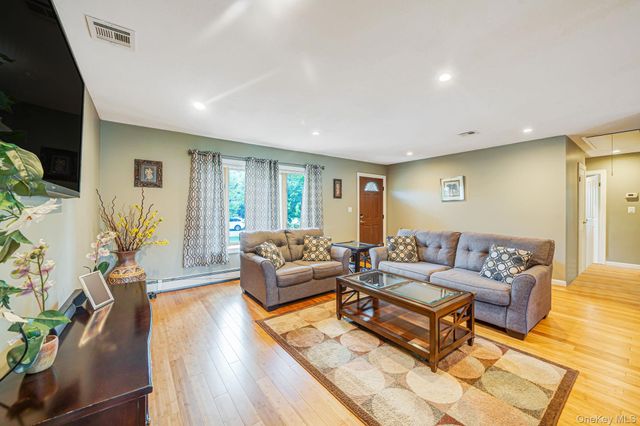 6 Cherrywood Drive, East Northport, NY 11731