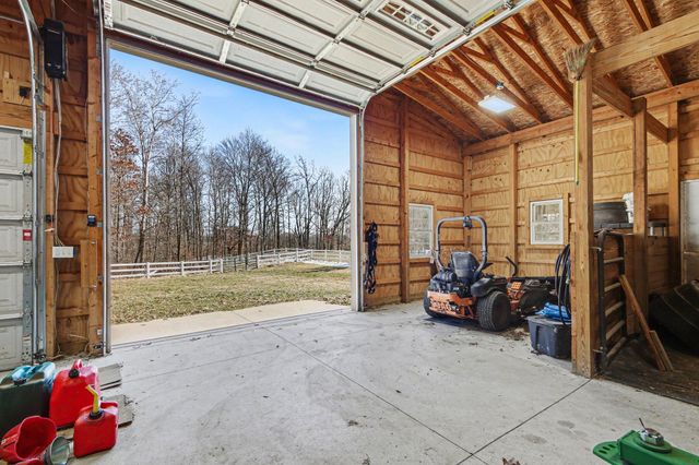 9480 Prairie Drive SE, Alto, MI 49302