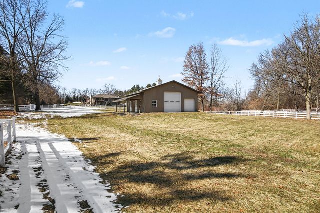 9480 Prairie Drive SE, Alto, MI 49302