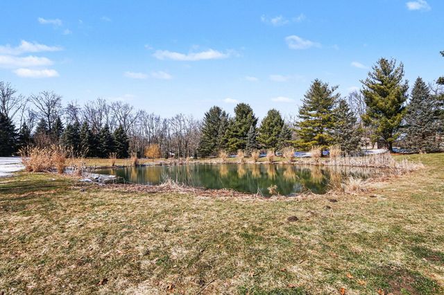 9480 Prairie Drive SE, Alto, MI 49302