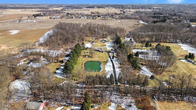 9480 Prairie Drive SE, Alto, MI 49302