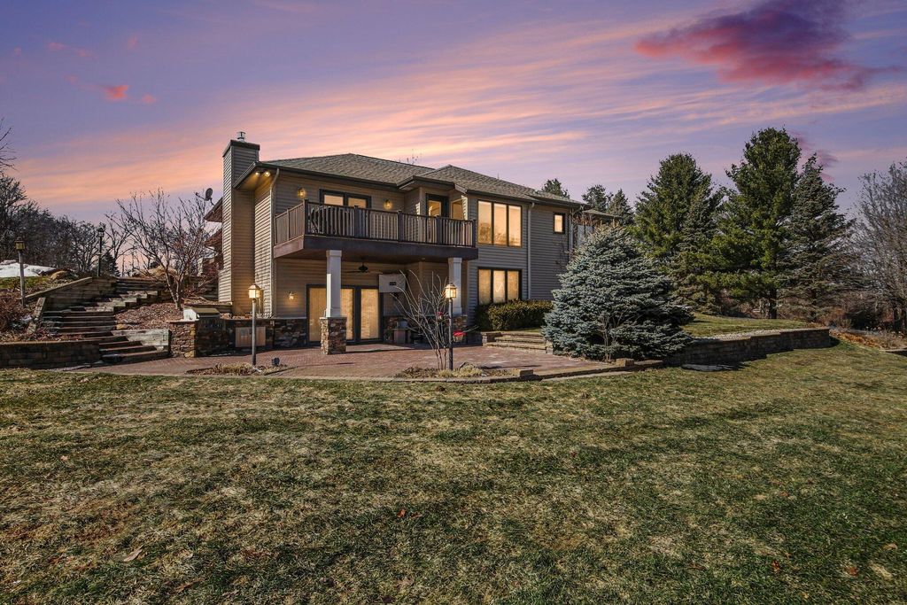 9480 Prairie Drive SE, Alto, MI 49302