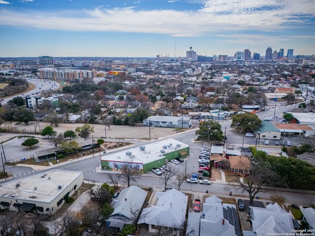 222 W Craig Pl Apt D, San Antonio, TX 78212